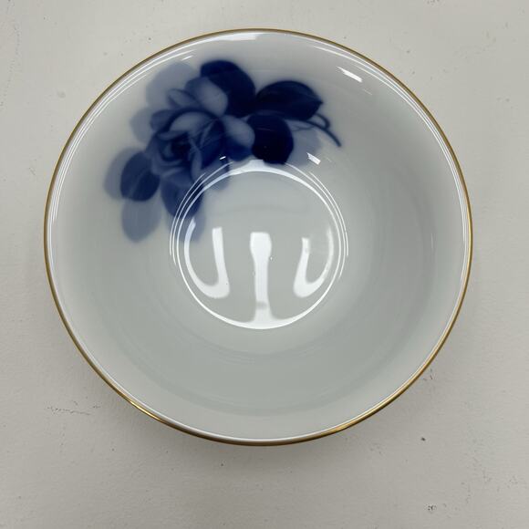 Vintage Okura Art Blue Rose Soup Cereal Bowl Fine Japanese Porcelain China 6” - Picture 4 of 7